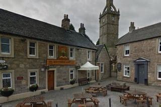 pubs in east kilbride village.